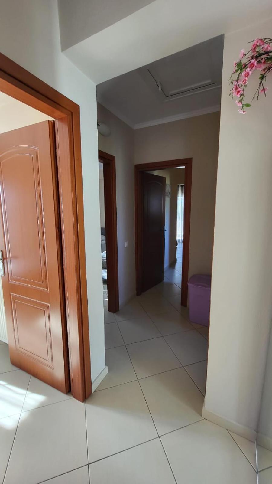 Markulata Khalikerí Buitenkant foto